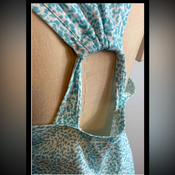 H Halston Studio Y-back Strappy Tank Top Blue Woven Racer Back Scoop Neck NWT - Picture 4 of 7